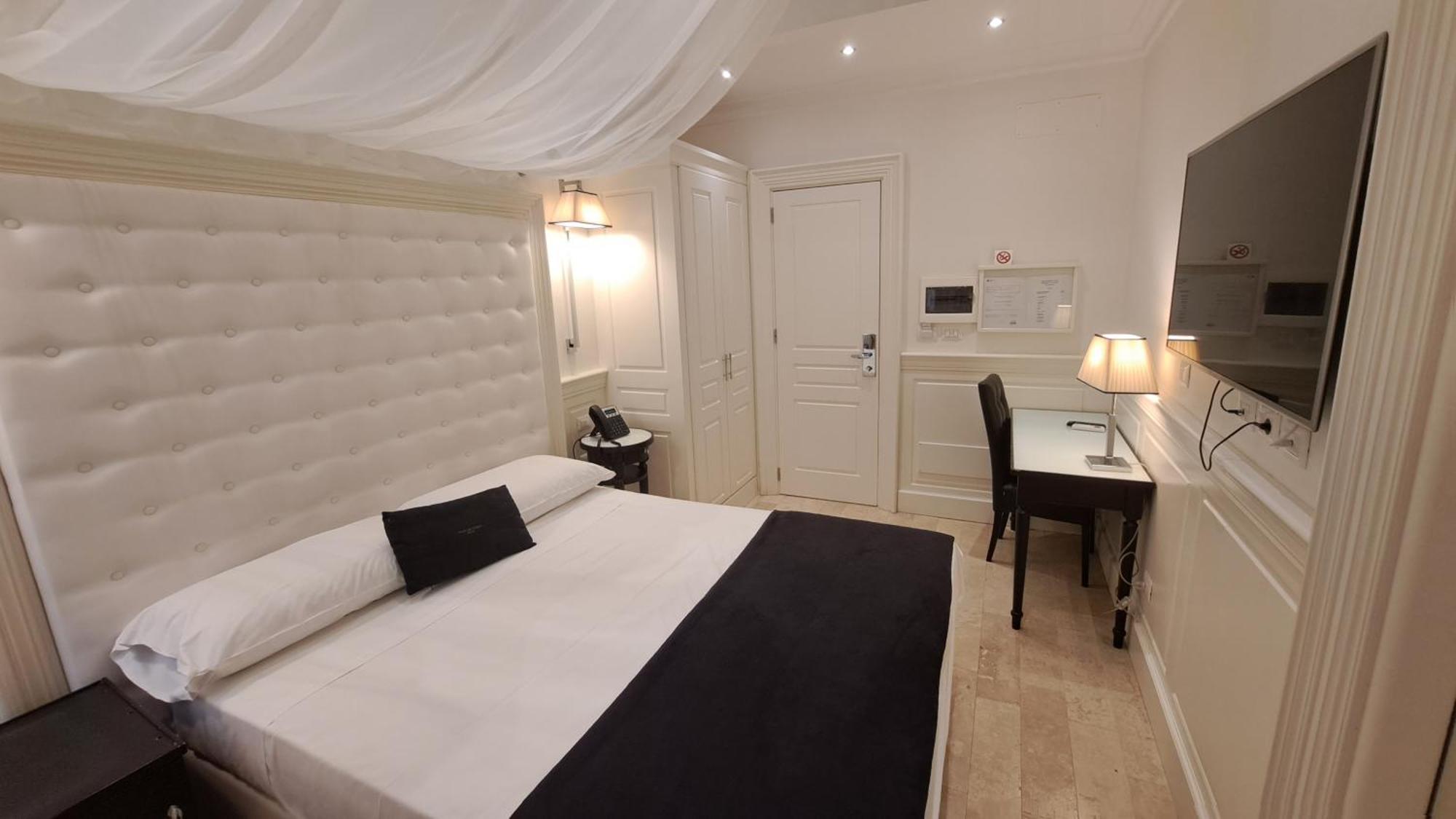 Dei Quiriti Hotell 3*